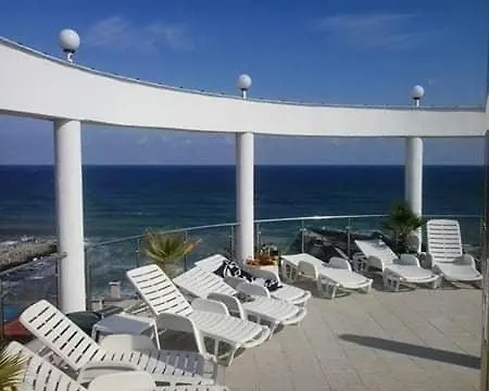 Vista Del Mar Ap 22